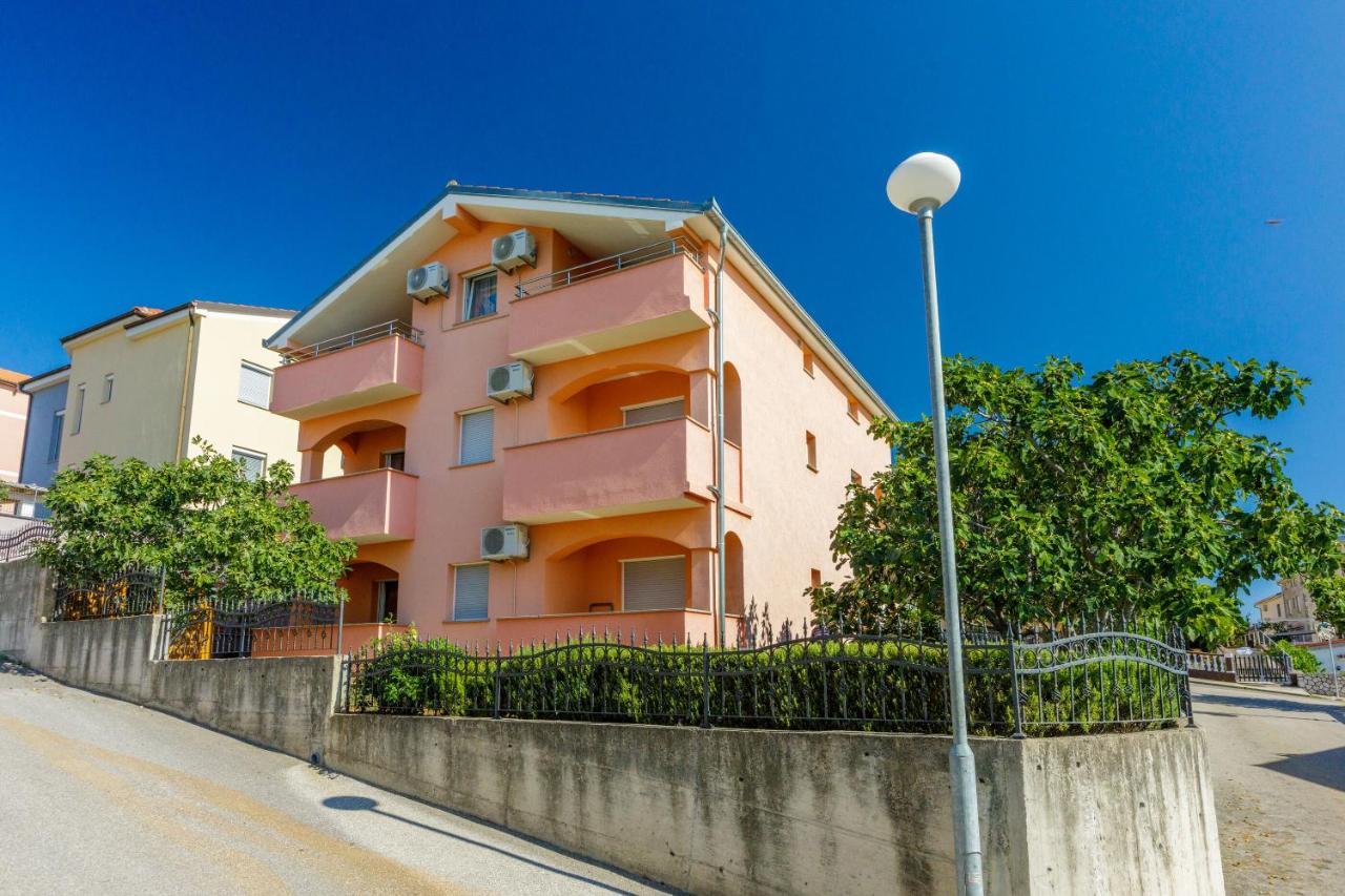 Apartments Marissimo Crikvenica Luaran gambar